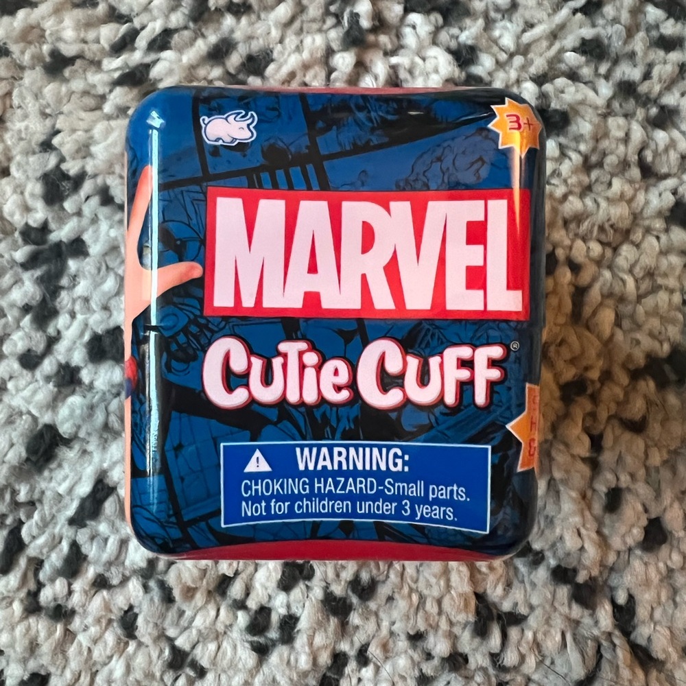 🆕 Marvel Cutie Cuff SEALED